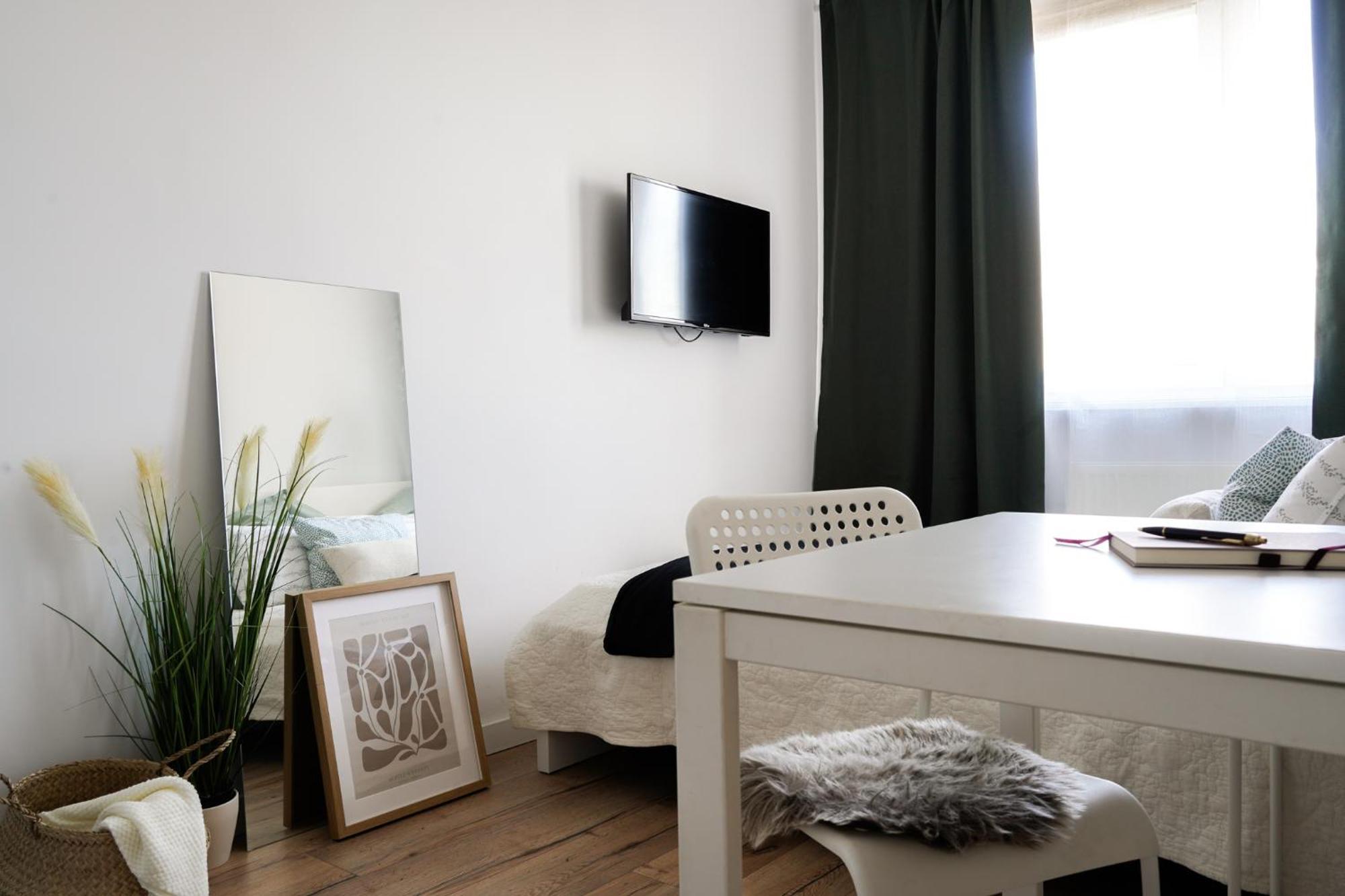 Flamingo - Nadmorski Przy Lesie - & Family Apartment